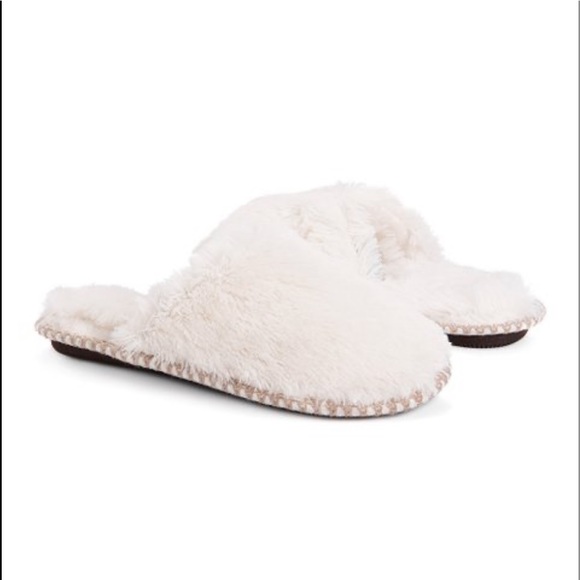 fluffy slip on slippers